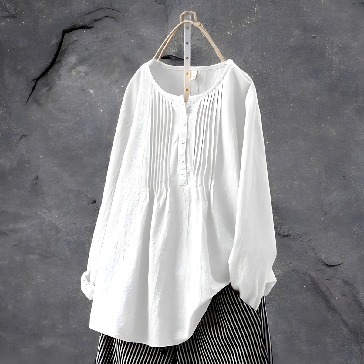 Sabina - Elegant og alsidig bluse