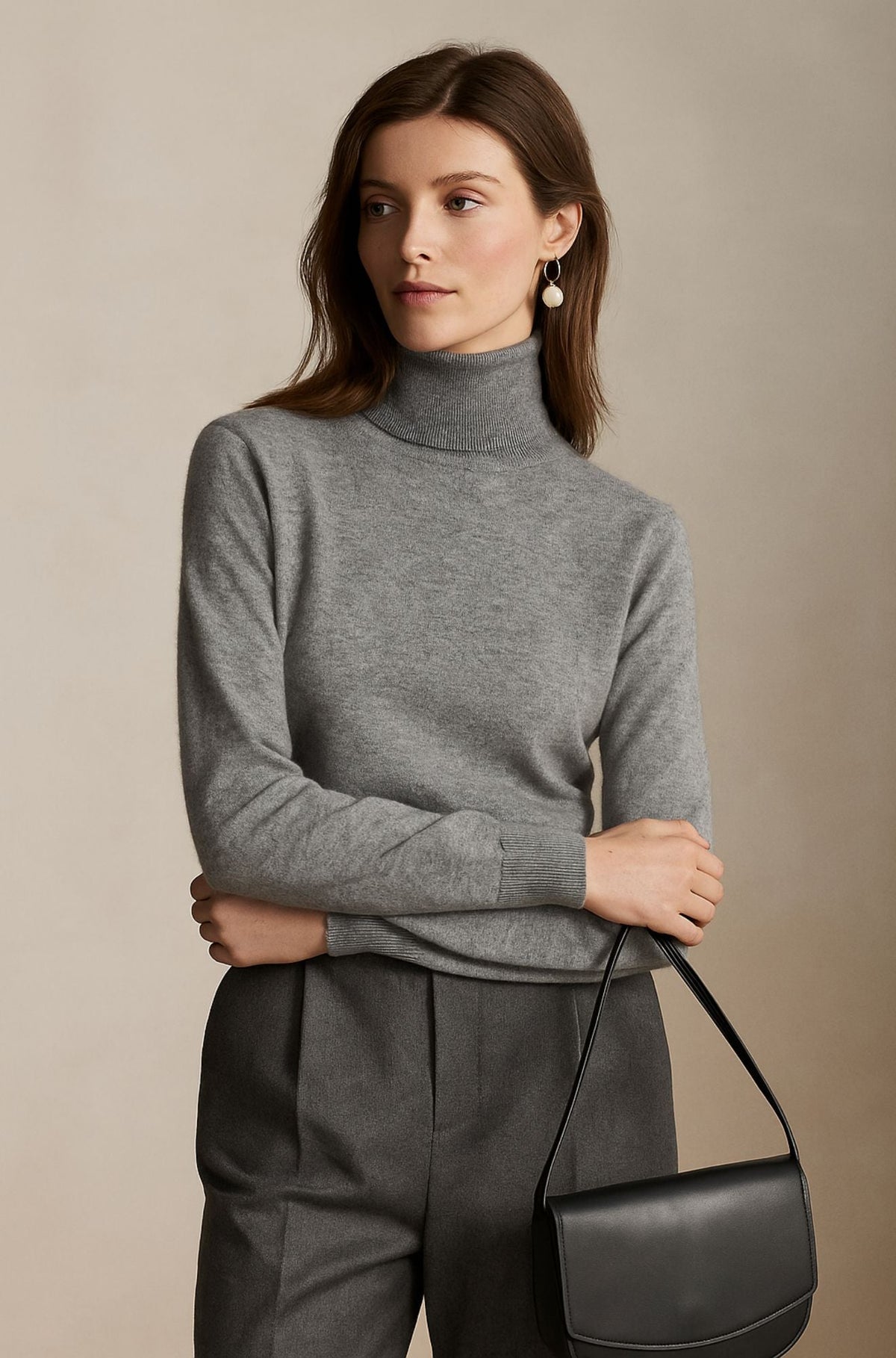 Amara - Luksuriøs rullekravesweater