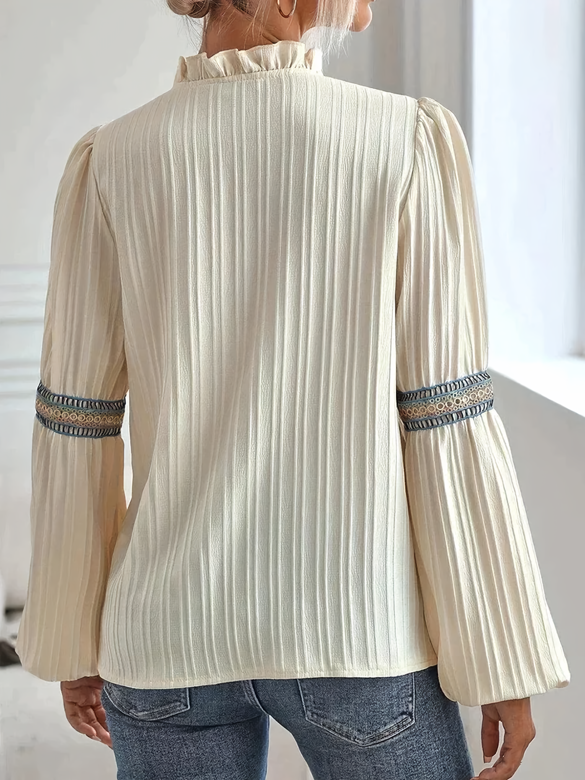 Donna - Elegance i blonde