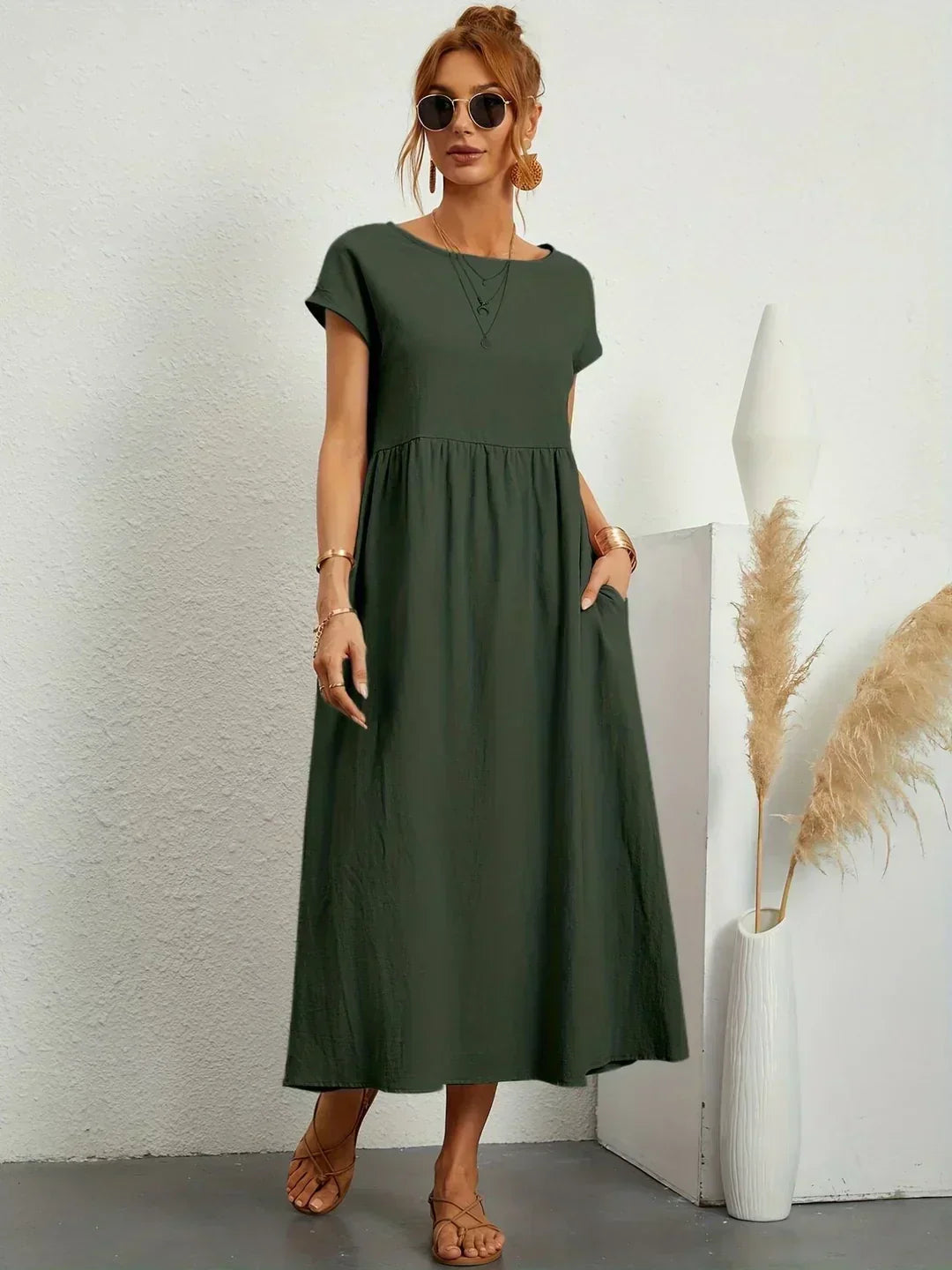 Gabriela - Enkel og Sofistikeret Elegance