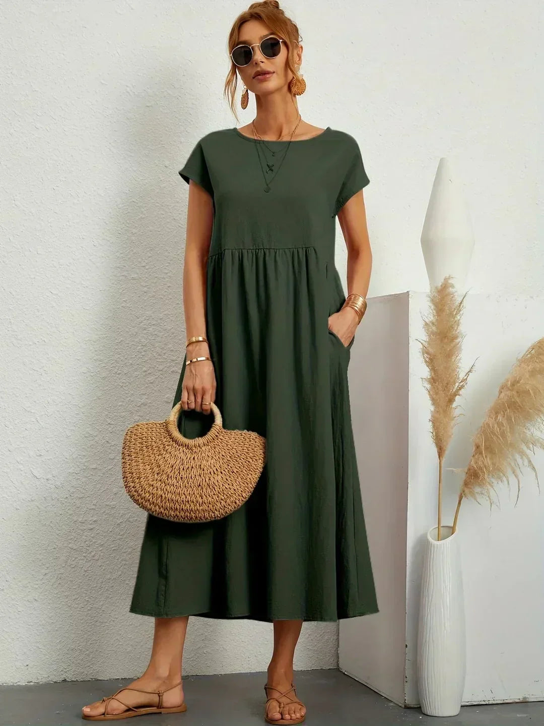 Gabriela - Enkel og Sofistikeret Elegance