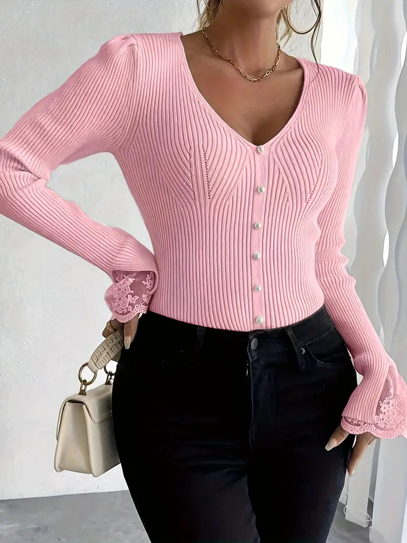 Elena - Chic strikbluse med blonde