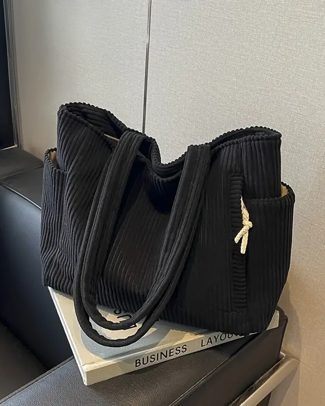 Tilda - Elegant ribbet taske
