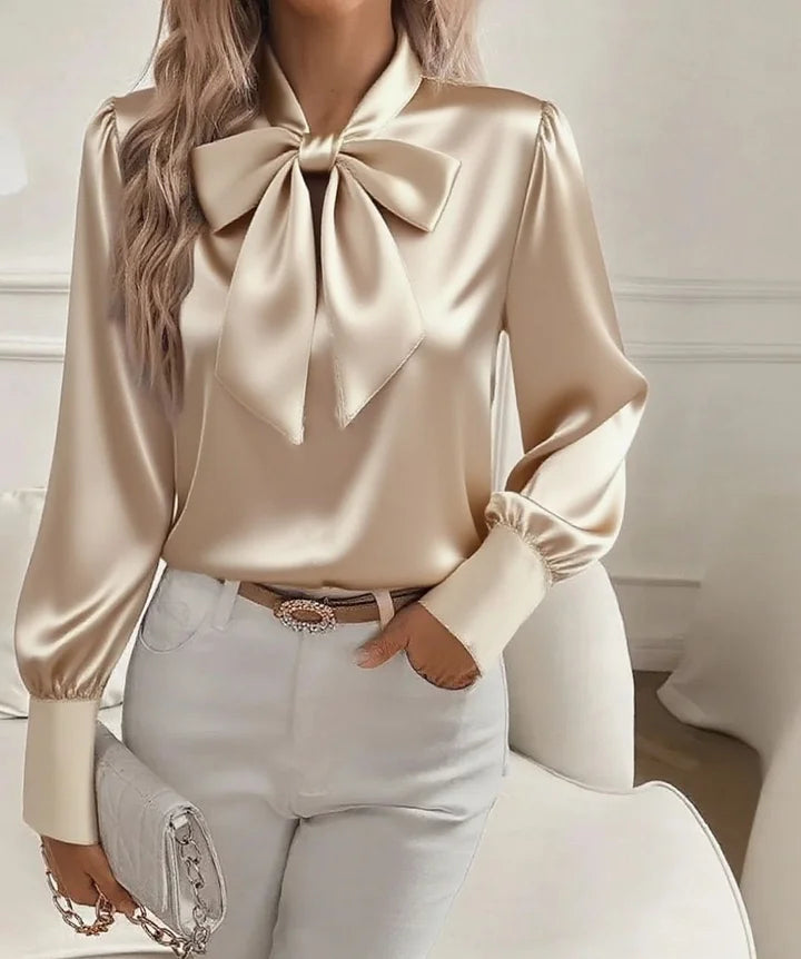 Nariyah - Elegant satinbluse