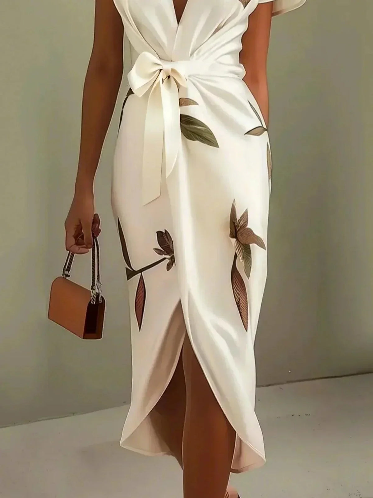 Harper - Elegant botanisk wrapkjole