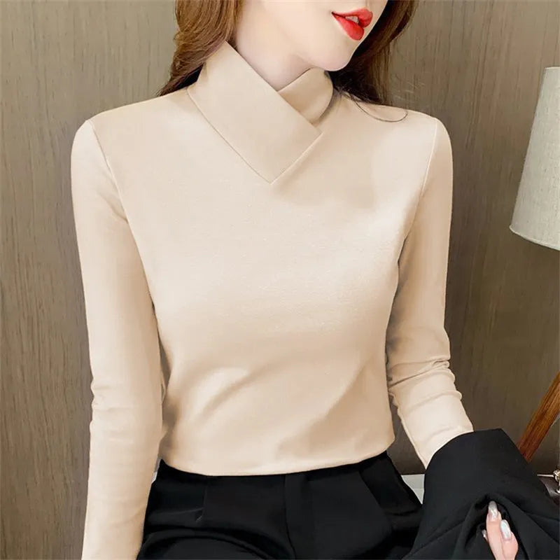 Liora - Chic T-shirt med rullekrave