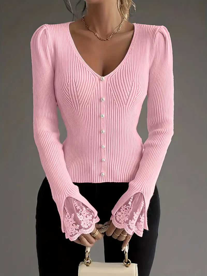 Elena - Chic strikbluse med blonde
