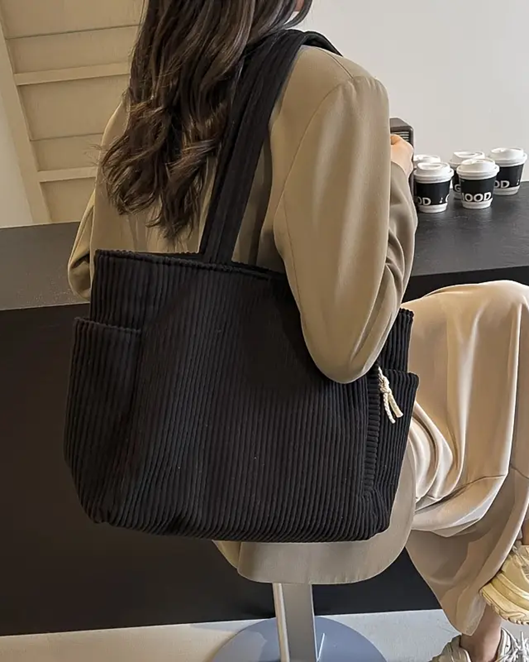 Tilda - Elegant ribbet taske