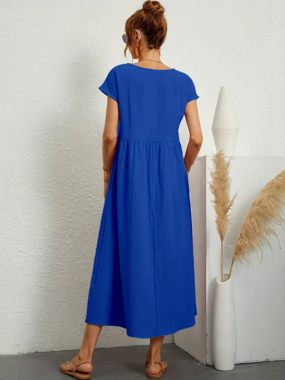 Gabriela - Enkel og Sofistikeret Elegance