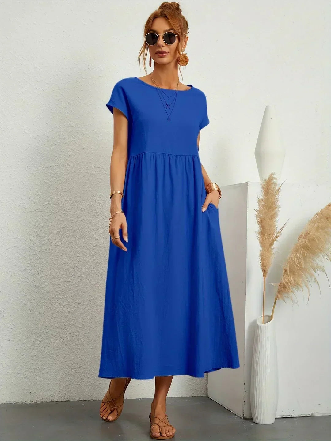 Gabriela - Enkel og Sofistikeret Elegance