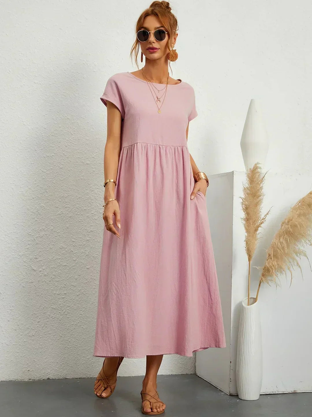 Gabriela - Enkel og Sofistikeret Elegance