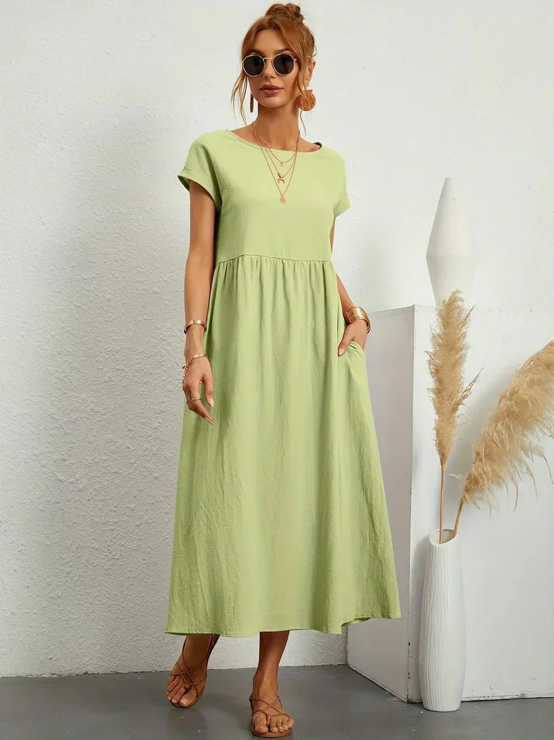 Gabriela - Enkel og Sofistikeret Elegance