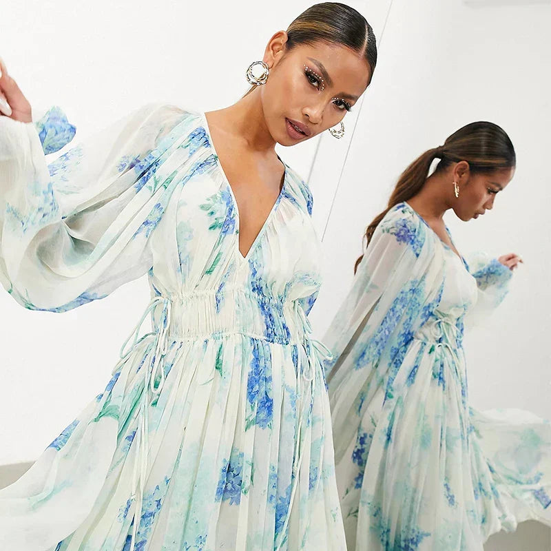 Melaya - Elegant flydende kjole