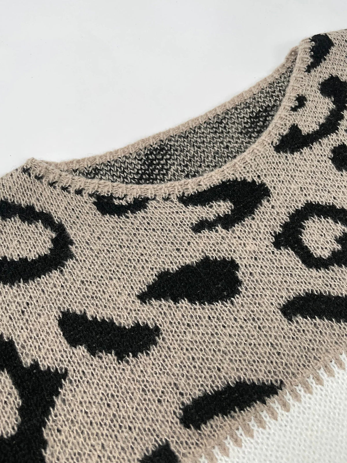 Lela - Modig leopardstrikbluse