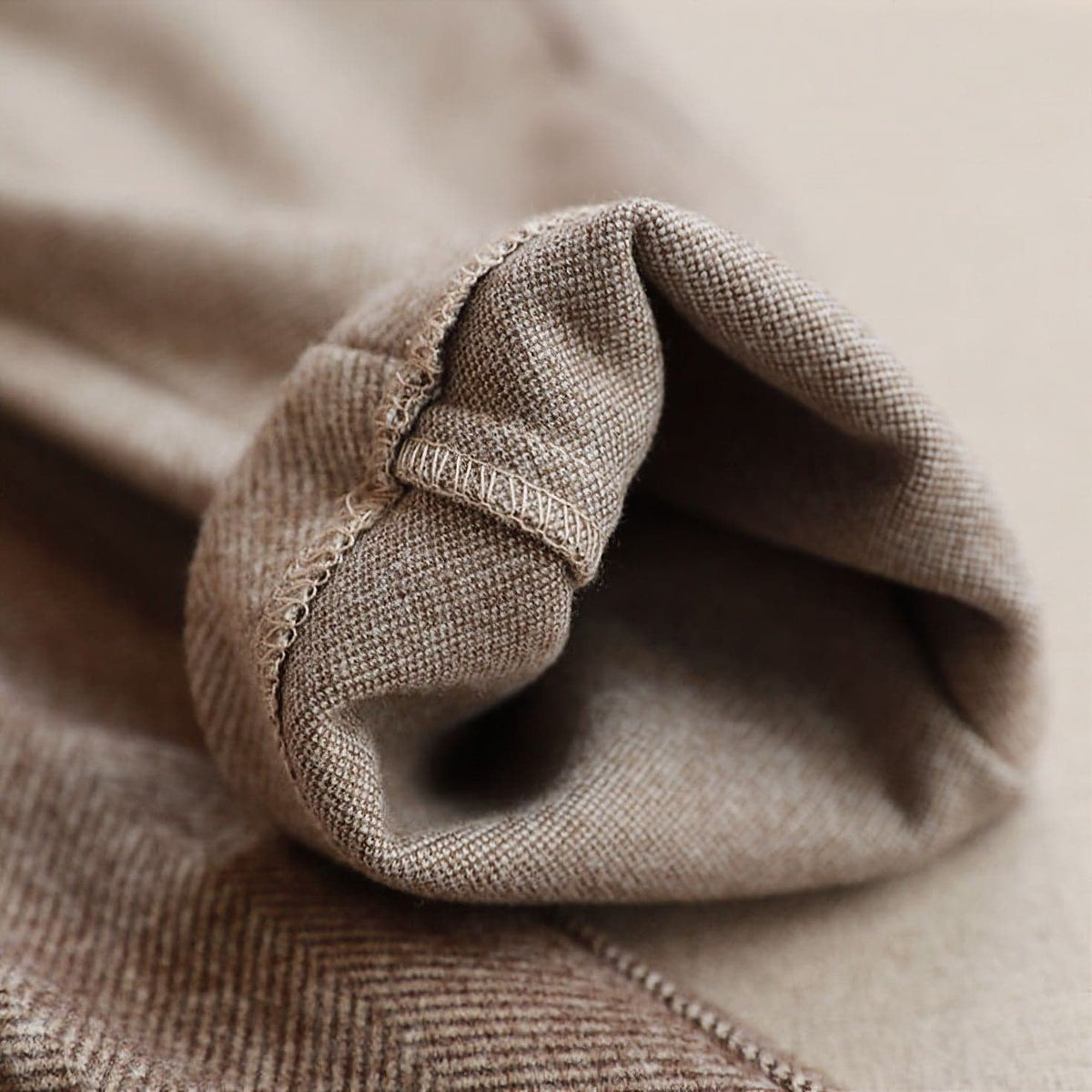 Lennart - Skarp Moderne Elegance