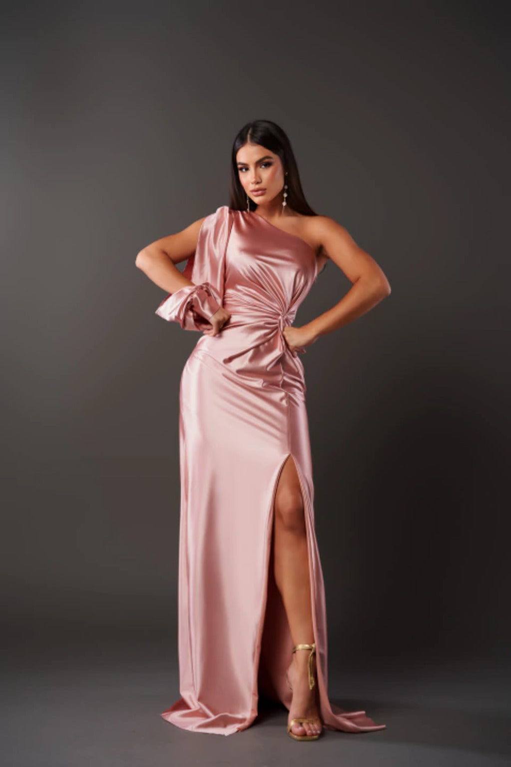Eliana - Flydende chik elegance