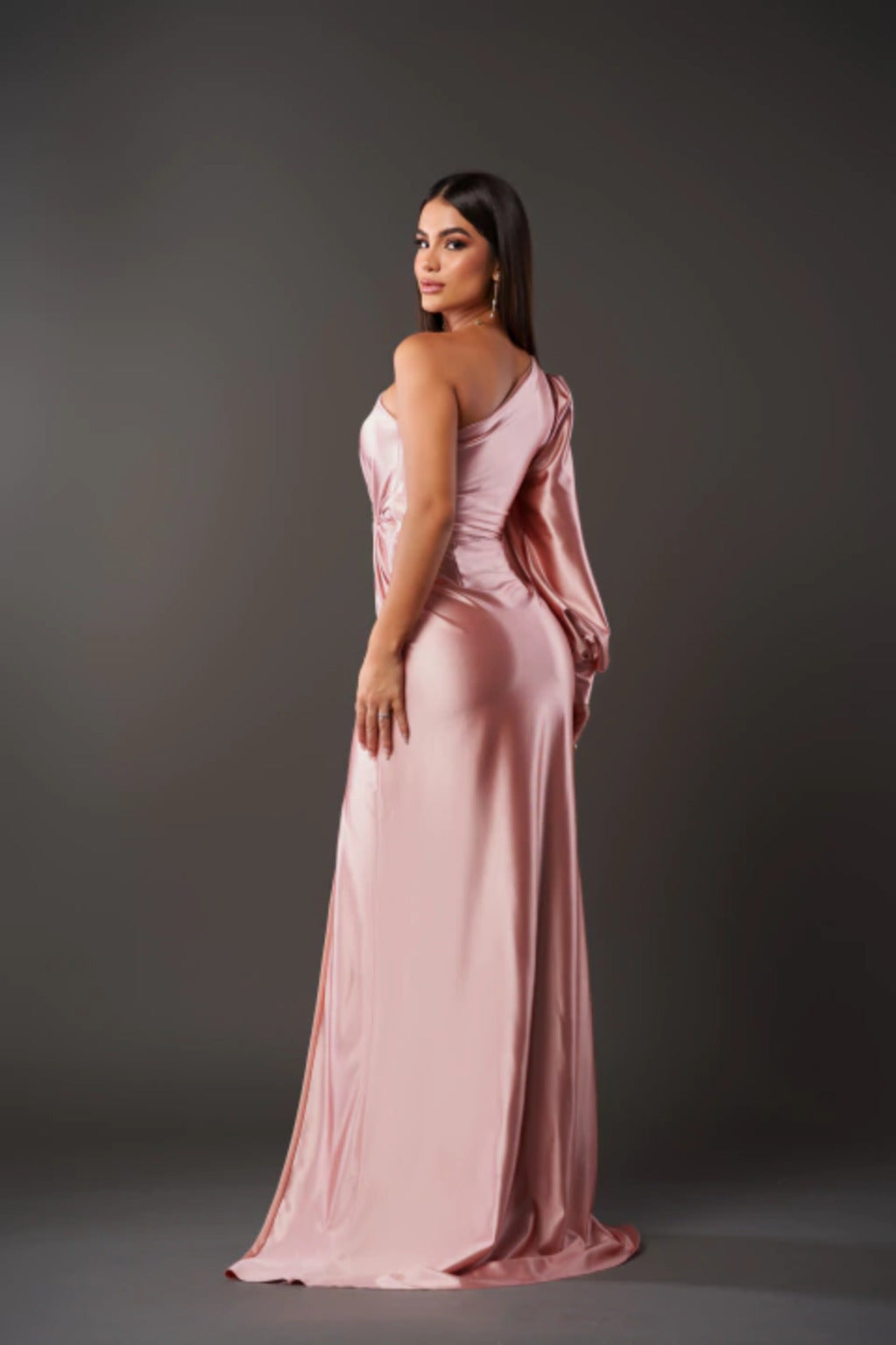 Eliana - Flydende chik elegance