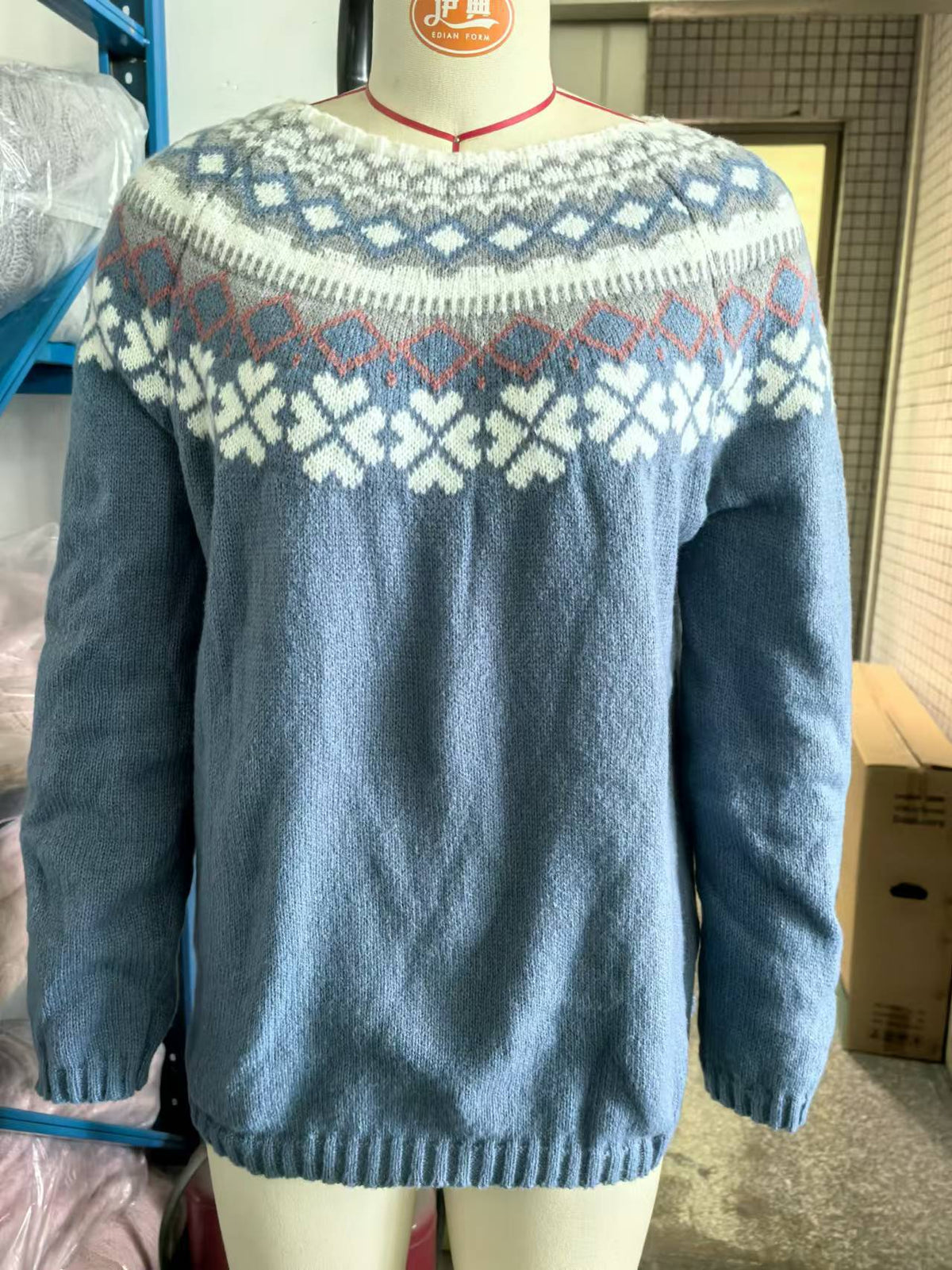 Petra - Elegant cashmere-sweater
