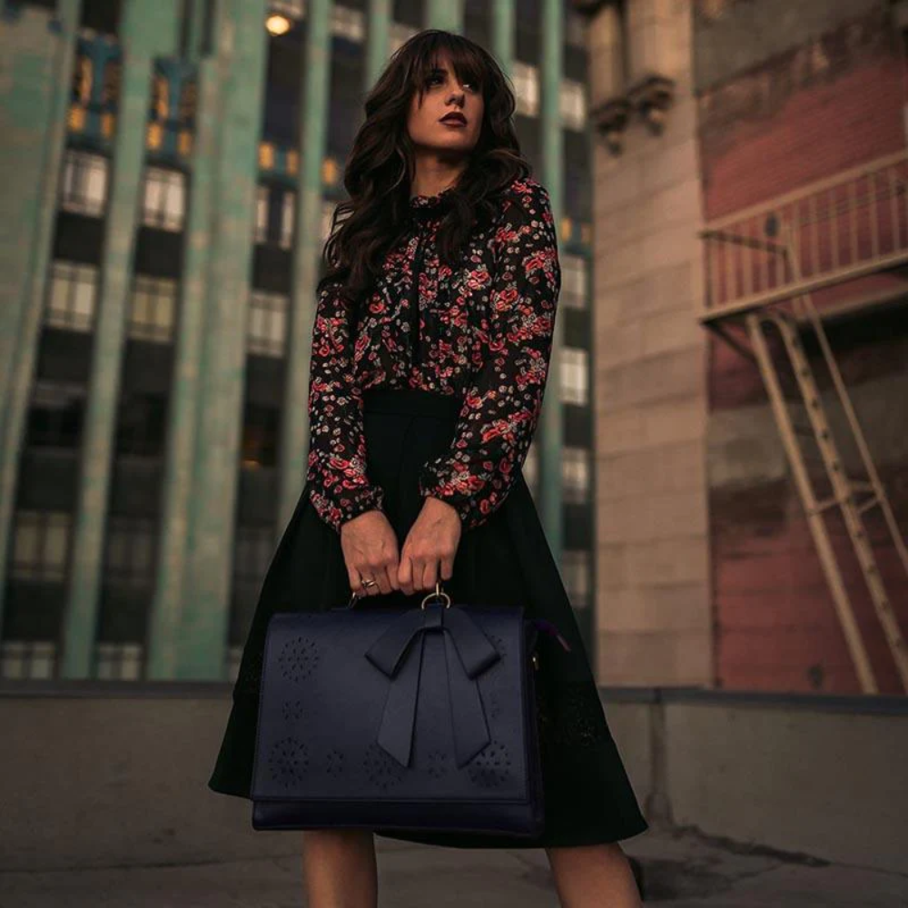 Bernadette - elegant taske med sløjfe