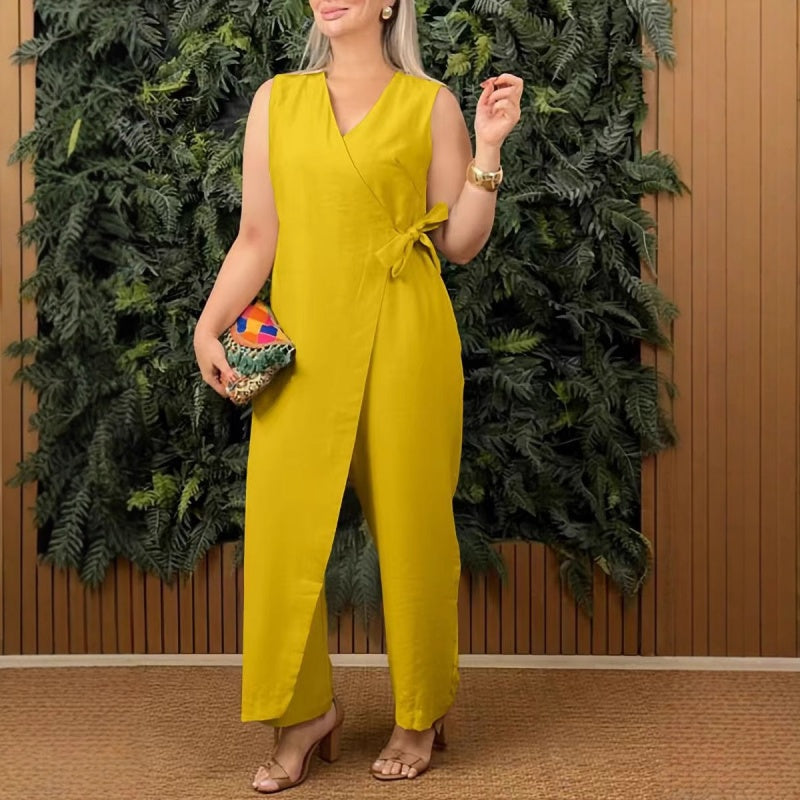 Mirabelle - Afslappet jumpsuit til damer med V-hals og bælte